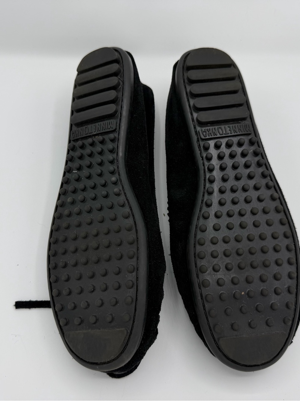 Minnetonka Thunderbird II Black Suede Beaded Moccasins Women’s 8.5 - Picture 4 of 5